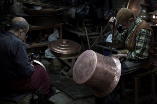 Turkish Old men Working on Cop
