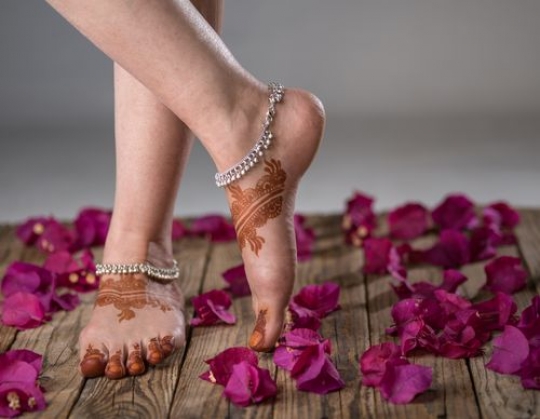 Henna Art on Feet with anklets|