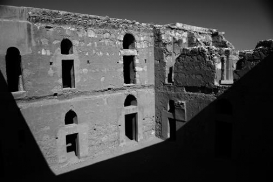 qasr al harrana,desert castle in jordan