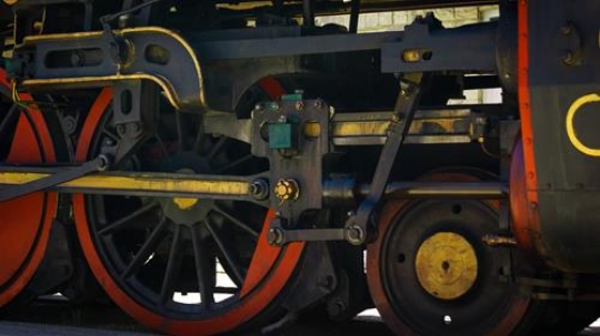 steam locomotive
