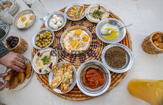 food-table-ramadan-suhor-07